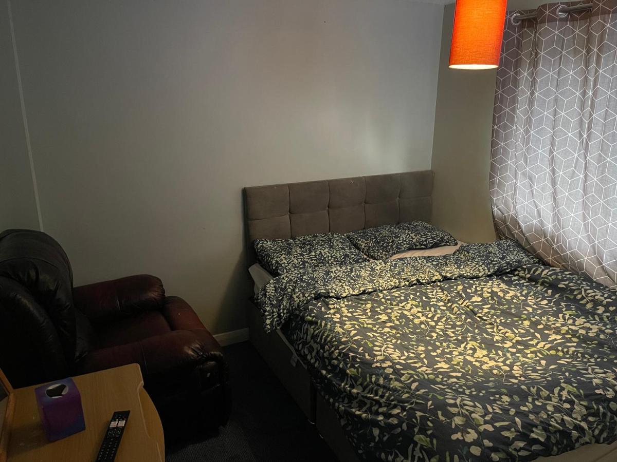 1 Bedroom In 3Bed House Bristol Exteriör bild