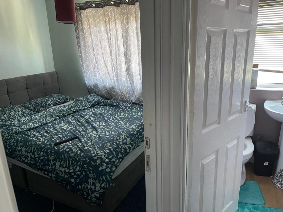 1 Bedroom In 3Bed House Bristol Exteriör bild